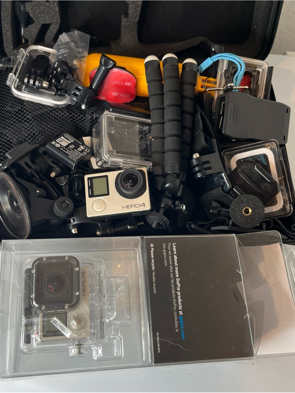 GoPro HERO4 Silver Action Camera - Silver 2 lot untested